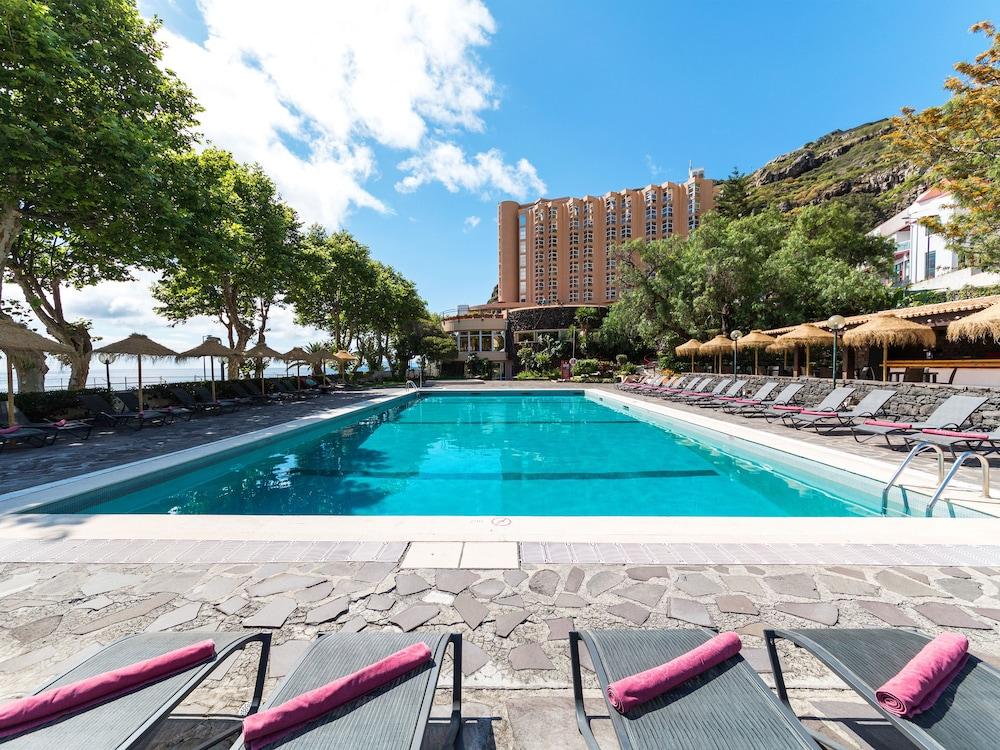 Hotel Dom Pedro Madeira Machico  Exterior foto