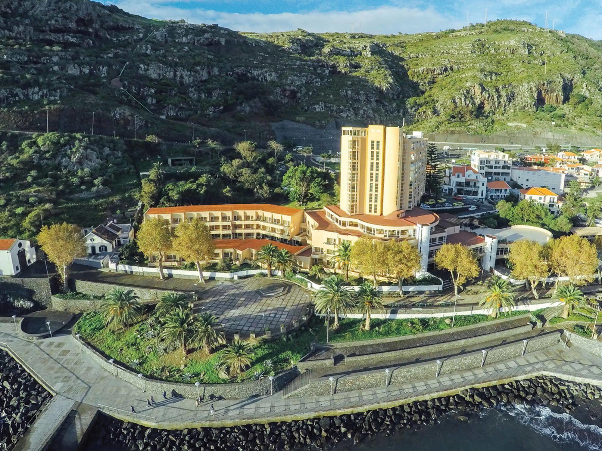 Hotel Dom Pedro Madeira Machico  Exterior foto